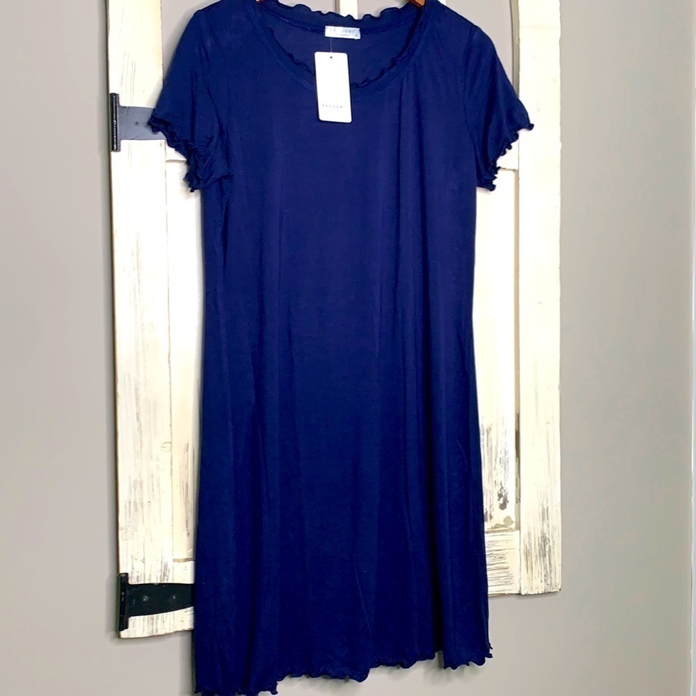 Ekouaer ruffle dress NWT